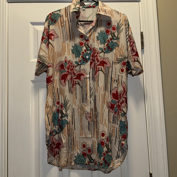 FLORAL PRINT BUTTONED COVER UP - Picture 4 of 5
